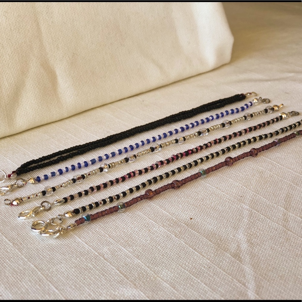 (6) Handmade Bracelet Bundle